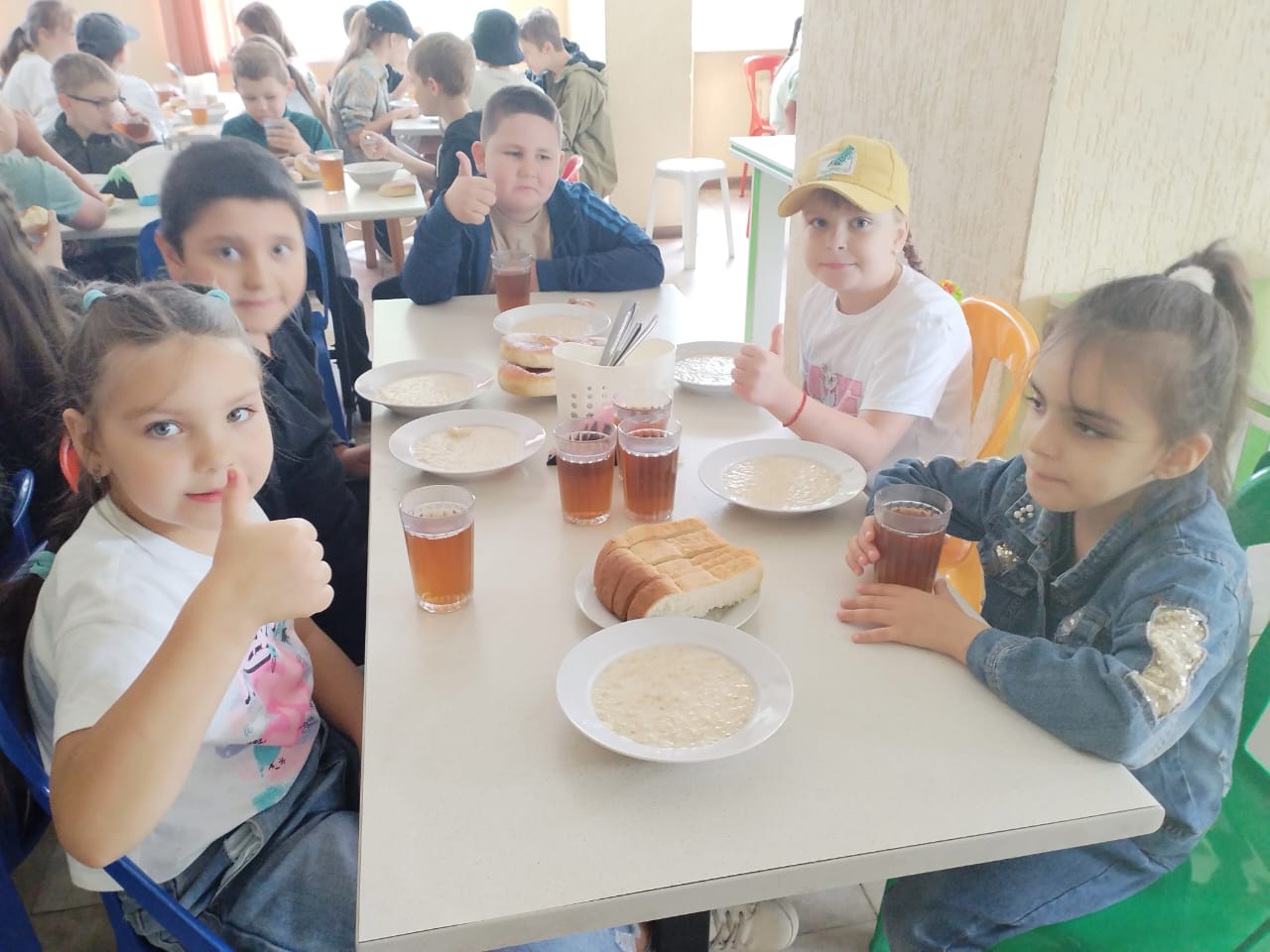 Третий день  в пришкольном лагере.